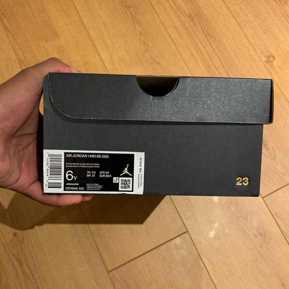 -Edm- 🍦*NEW* Air Jordan 1 Mid ‘Paint Drip’ (GS) - Picture 10 of 10